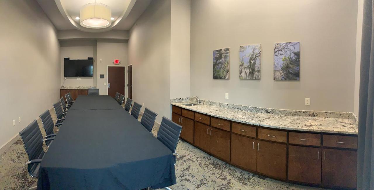 Comfort Inn & Suites Valdosta Buitenkant foto
