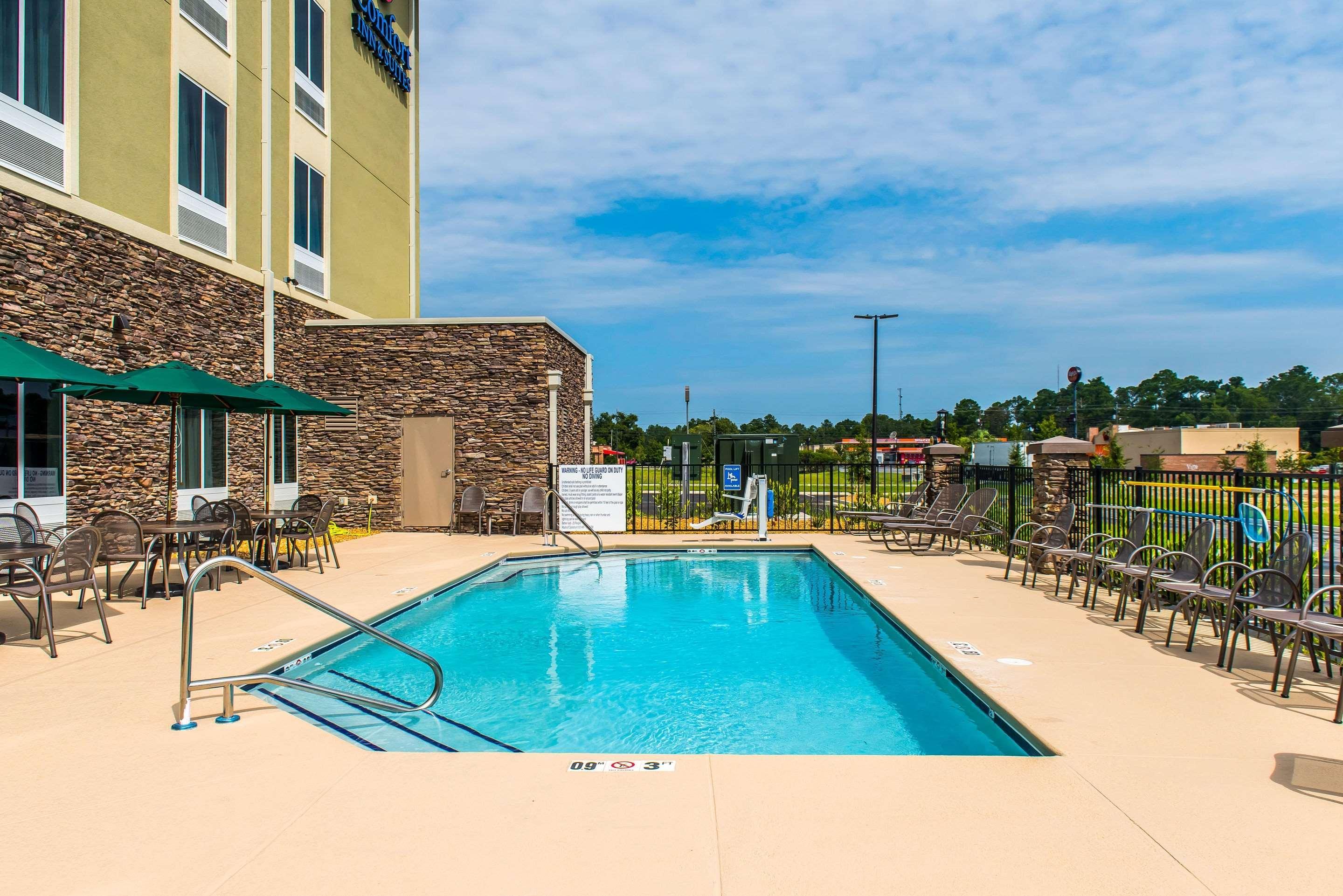 Comfort Inn & Suites Valdosta Buitenkant foto